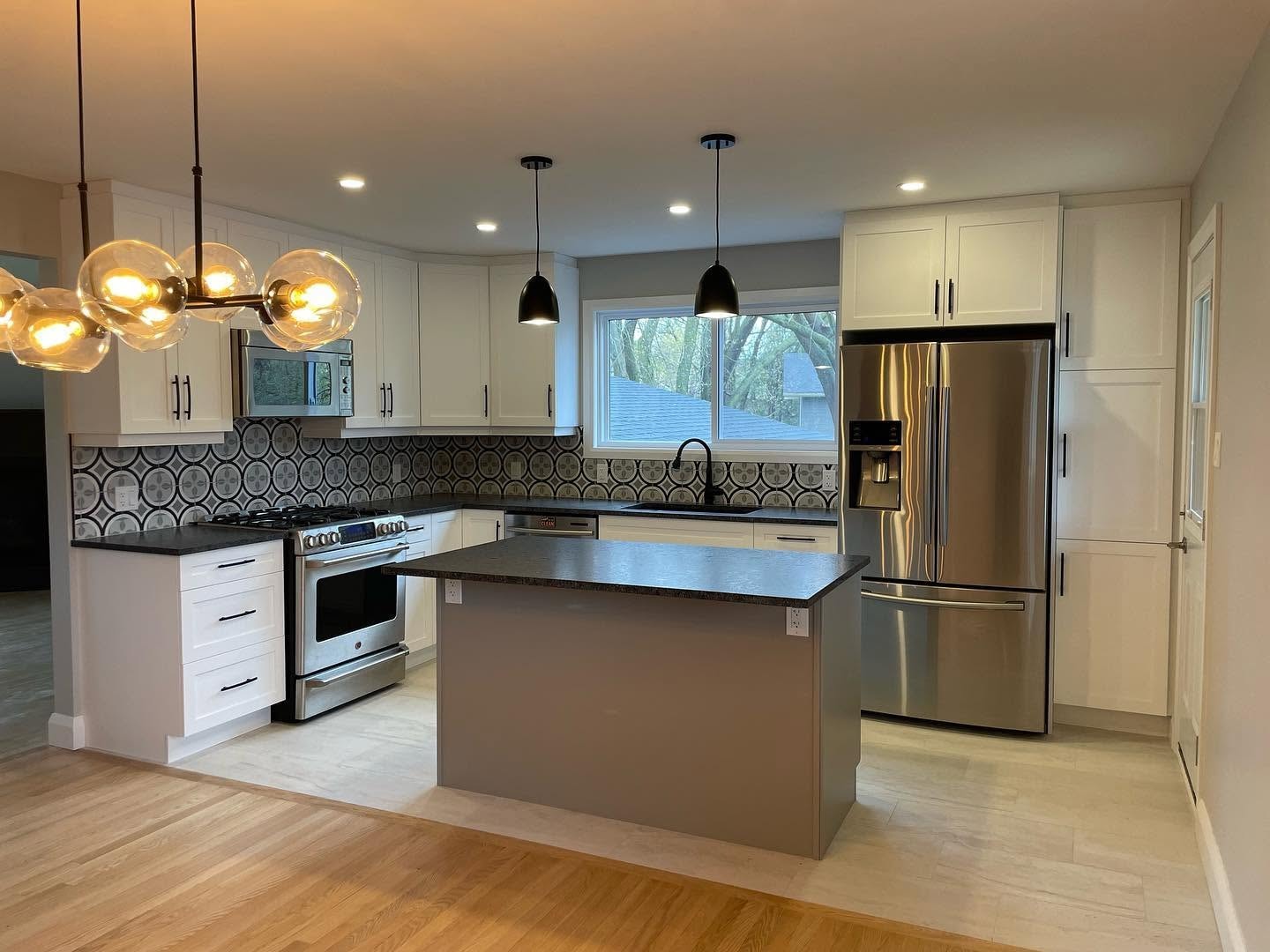 Manotick Kitchen Remodel
